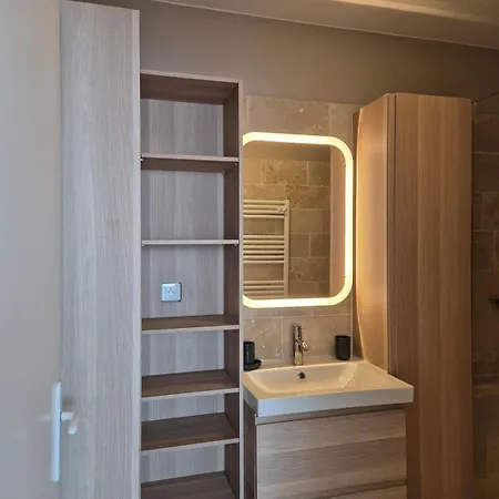 Centre-ville, Rue Michelet, Wifi Hyères