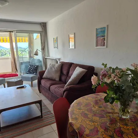 Centre-ville, Rue Michelet, Wifi Hyères