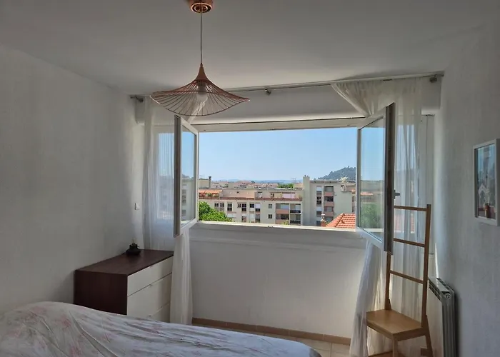 Centre-ville, Rue Michelet, Wifi شقة Hyères